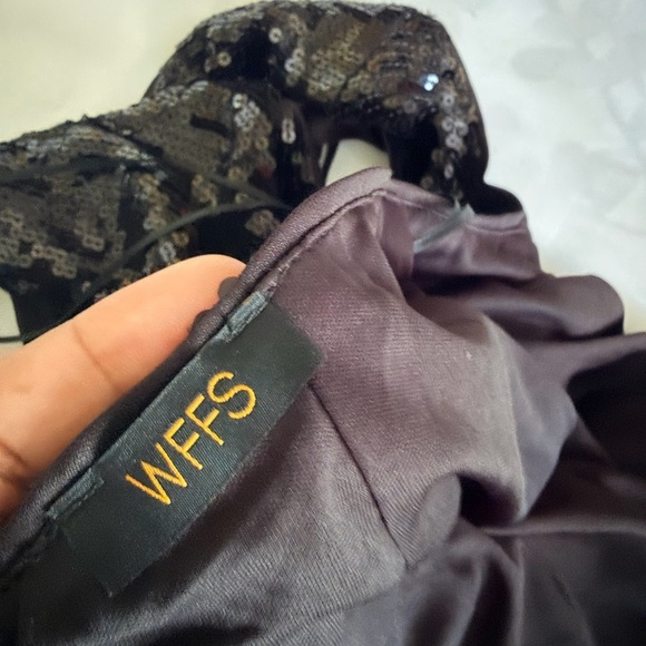 Black Sequin Cutout Maxi Dress evening holiday gown classy event medium backless - Picture 8 of 8